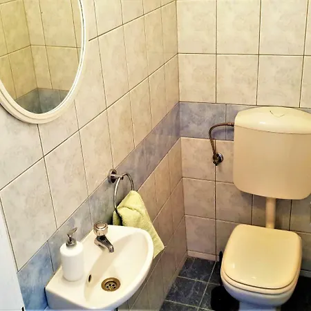 Apartment Click In Stobrec Next To