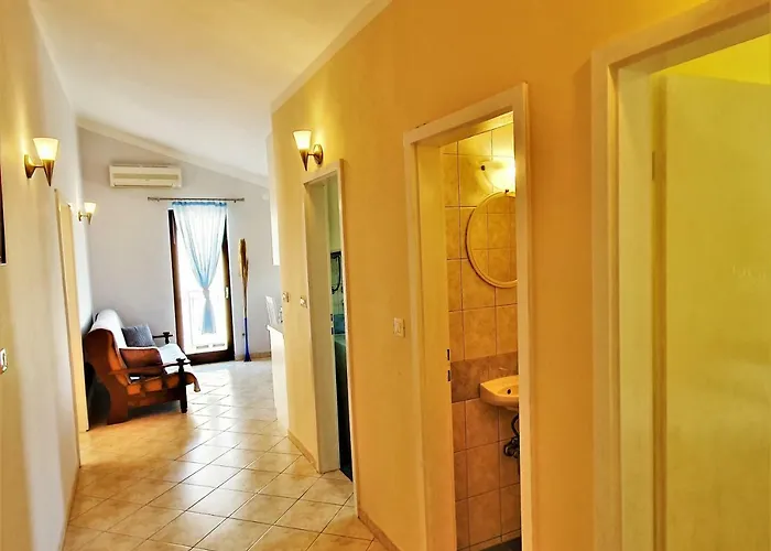 Click In Stobrec Next To Apartment Split