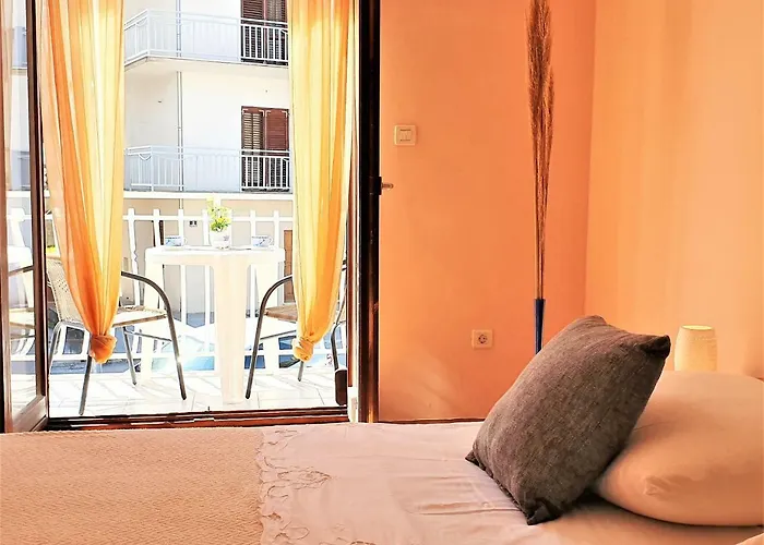 Apartment Click In Stobrec Next To Split